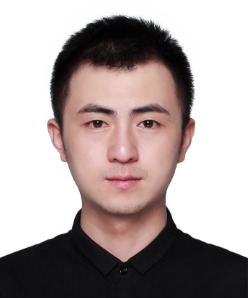 李青  