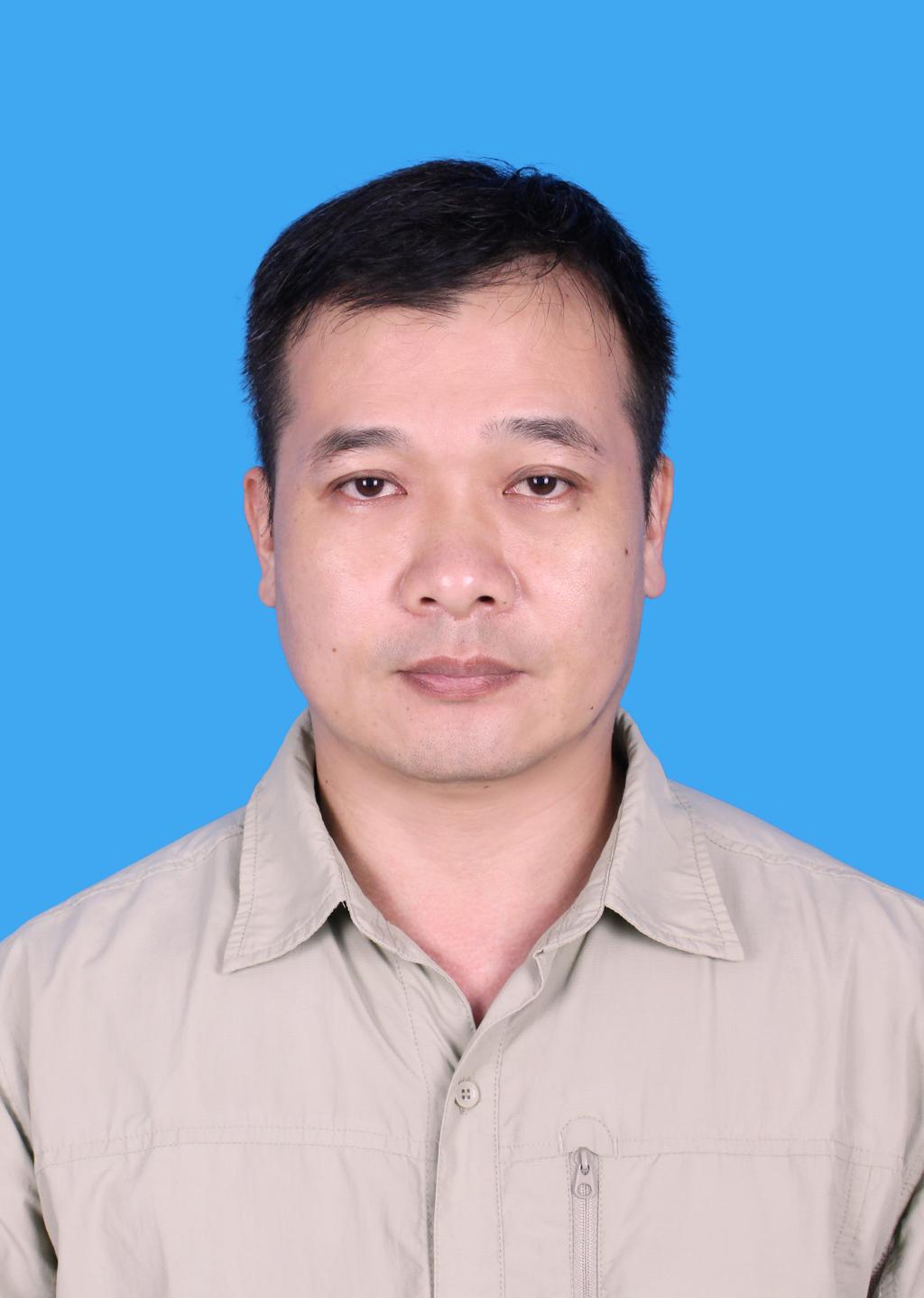 李琦